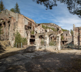 Castellar de n’Hug Cement Factory